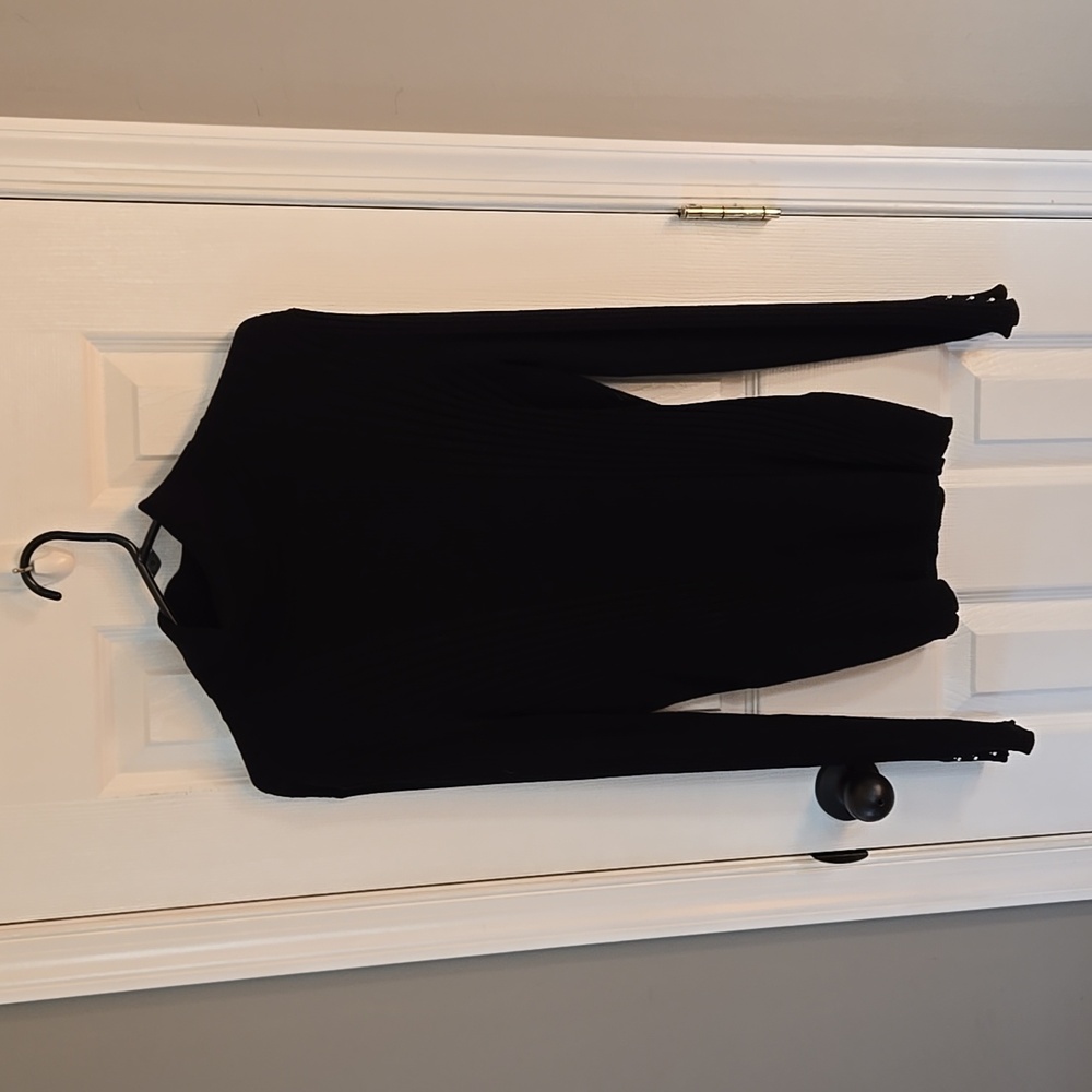White House Black Market Black Turtleneck size Large